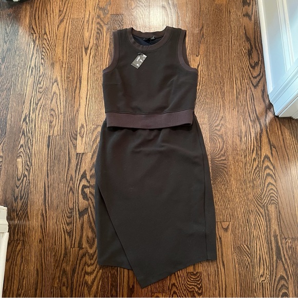 425 Lord & Taylor Knit Top Skirt Set - Picture 2 of 11